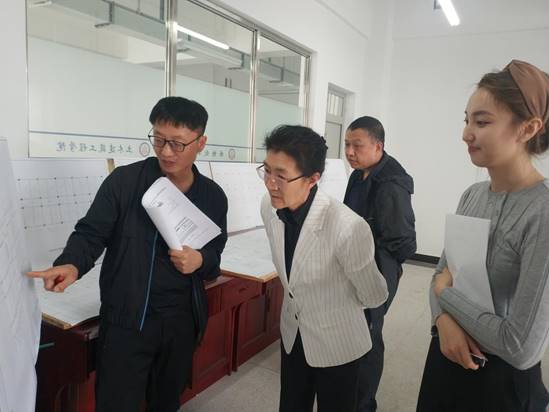 外聘专家答辩现场2